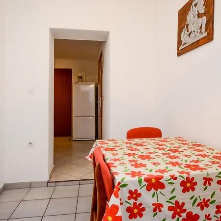Apartments Lucia Сень Экстерьер фото