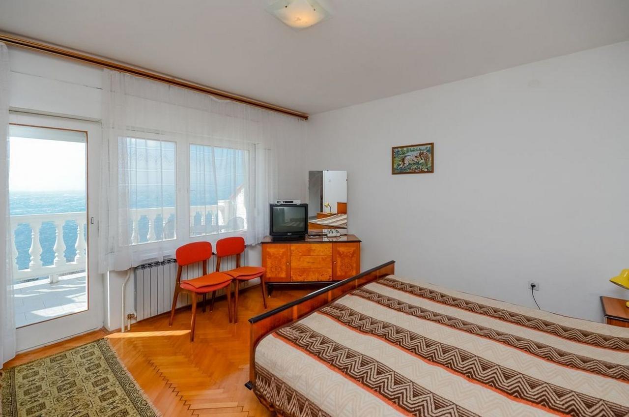 Apartments Lucia Сень Экстерьер фото