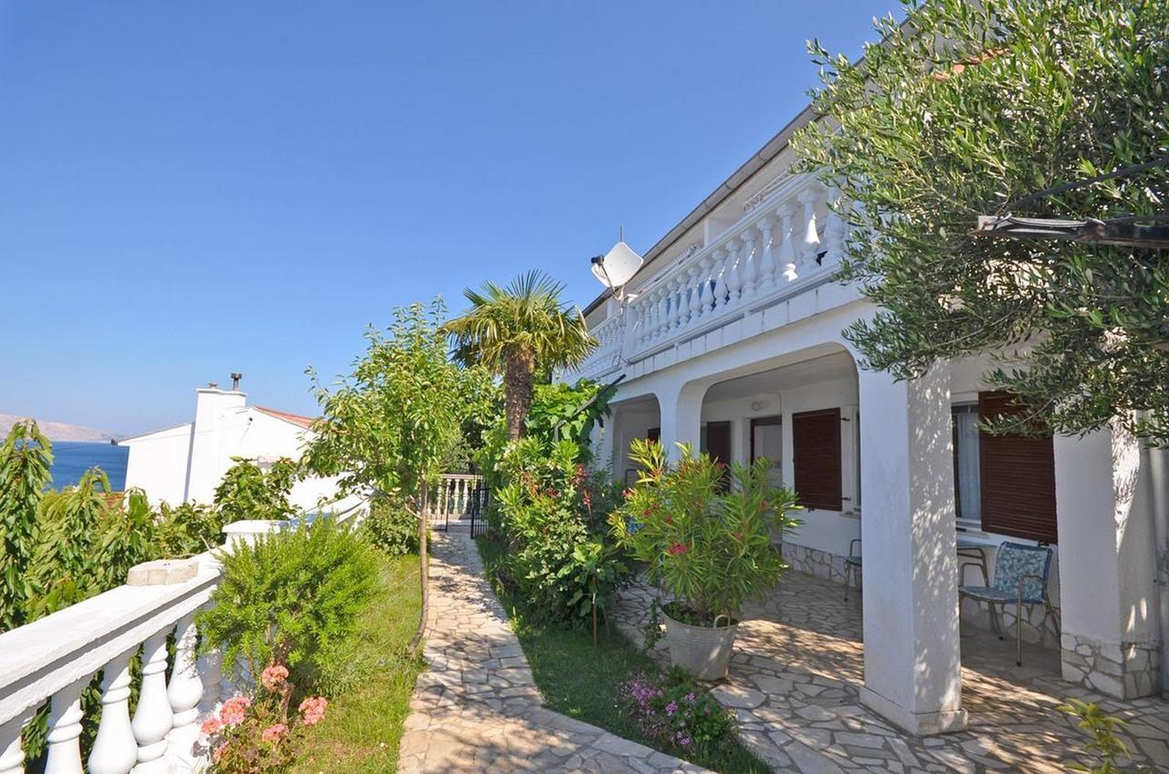 Apartments Lucia Сень Экстерьер фото