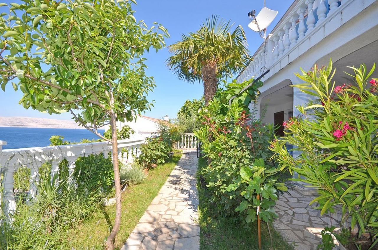 Apartments Lucia Сень Экстерьер фото