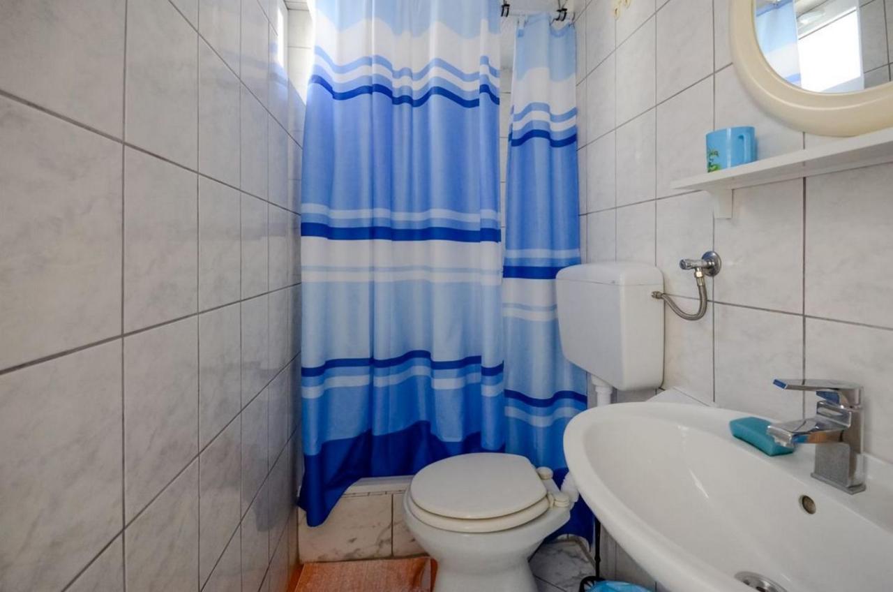 Apartments Lucia Сень Экстерьер фото